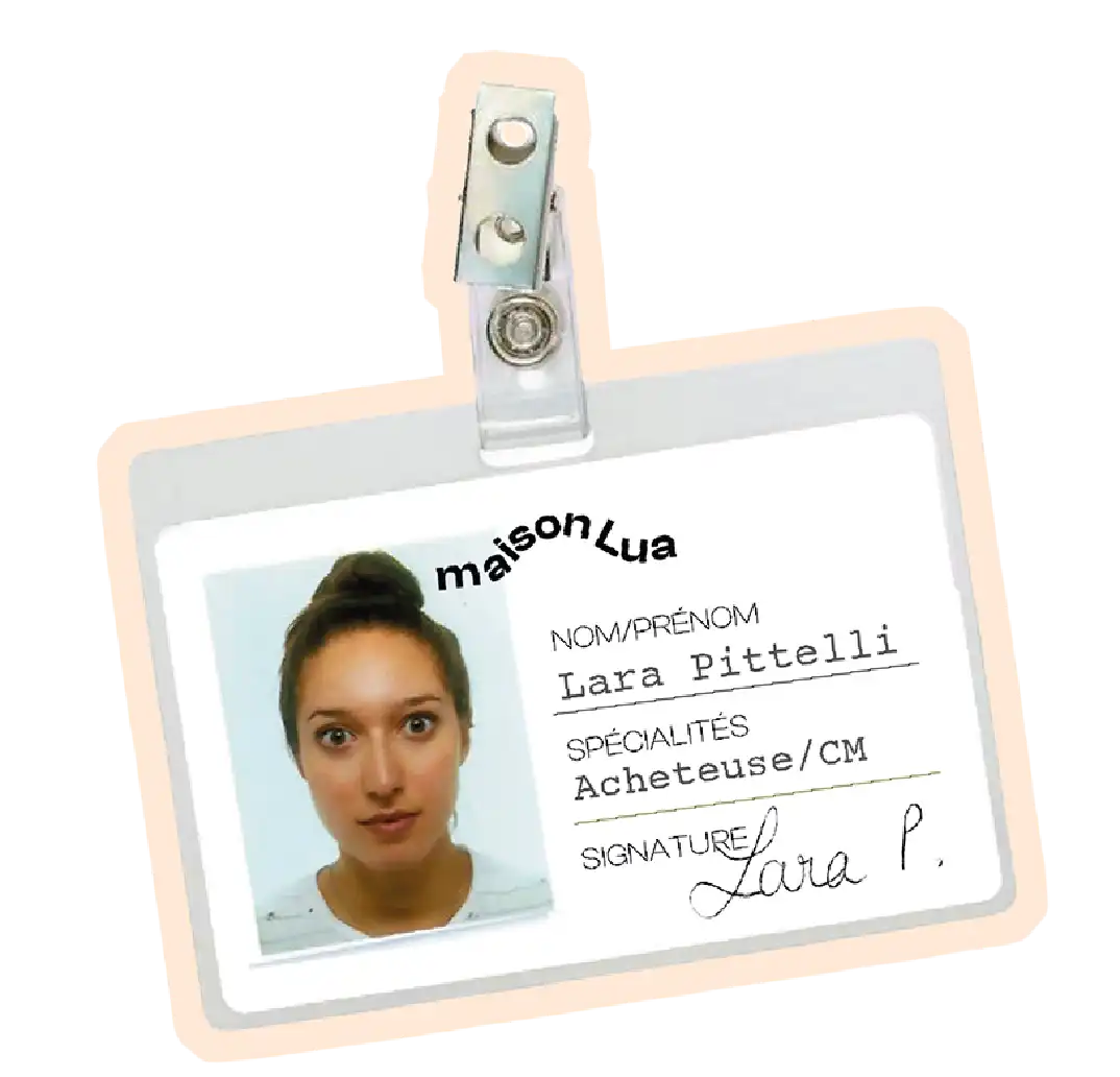 Badge de Lara Pittelli, acheteuse et Community Manager